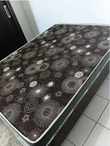 Cama