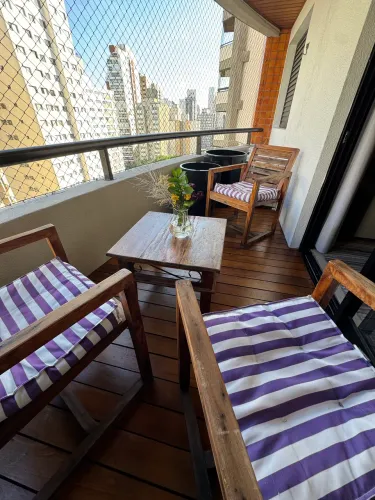 Conjunto para Varanda em Madeira com 3 Poltronas + Mesa de Centro
