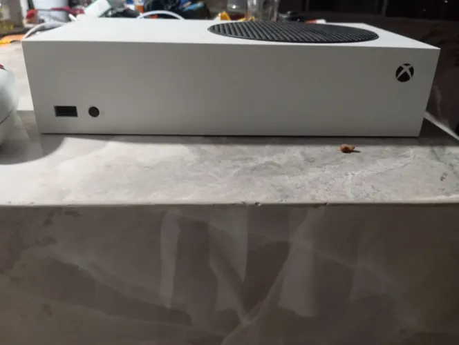 Xbox S, 512 gb, + 1 controle original, + 1 SSD 1 tera
