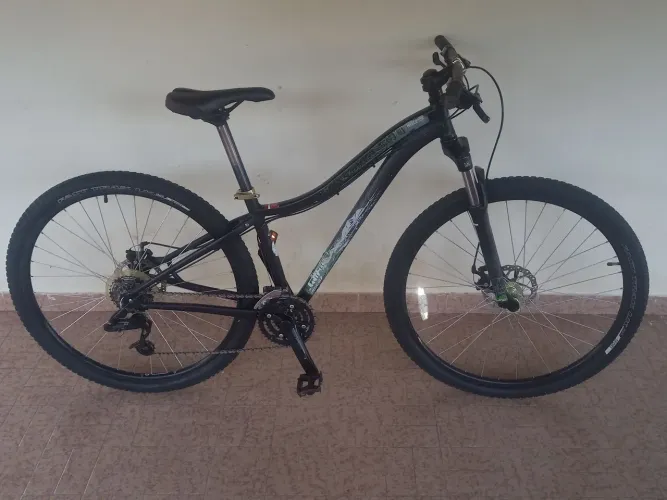 Soecialized Hardrock tam p aro 29