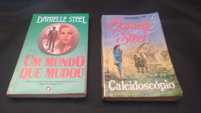Livros 2u, original, bom estado.