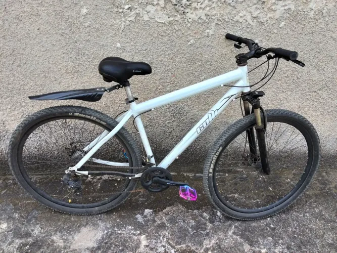 Bicicleta semi nova