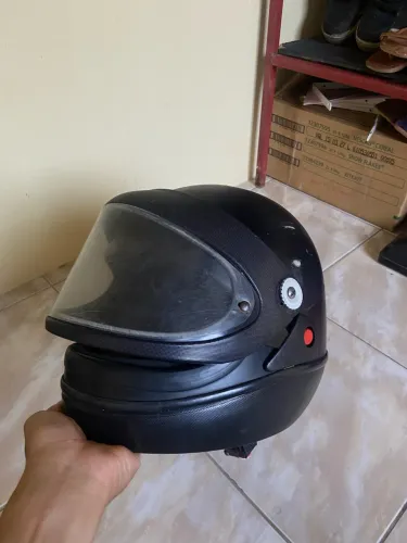 Capacete pra rodar em aplicativo 