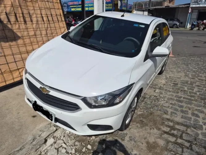 Chevrolet Onix Hatch LT 1.4 8V Flex Mec. 4P 2018