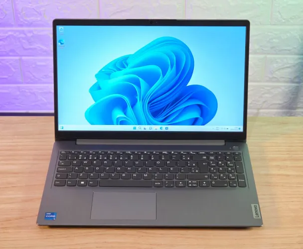 Notebook Lenovo | i5 1135G7 | 16GB RAM | SSD NVMe 256GB | Tela 15,6 Full HD