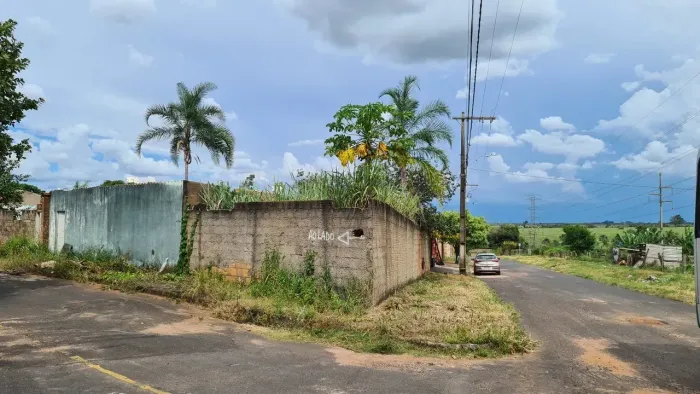 Canaã, Terreno de Esquina em Forma Triangular, Avenida Galassi