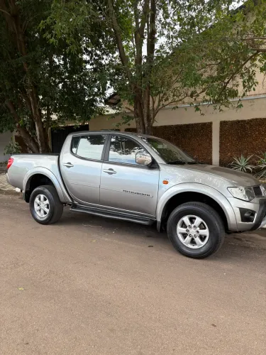Mitsubishi L200 Triton HPE 3.2 CD TB Int.diesel AUT 2012