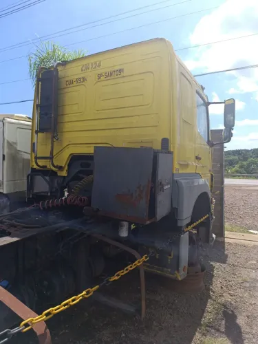 Cabine Mercedes Atego/axor Teto Baixo 2009
