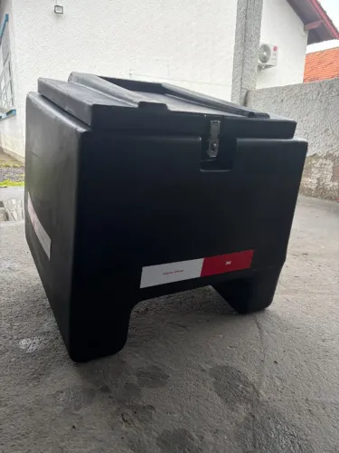 Baú Grande 135 Litros p/ Delivery + Suporte