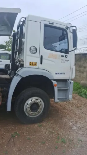 Caminhão Caçamba 