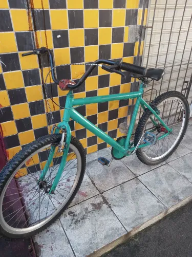 Bicicleta 2 pneu novo freios toda boa ideal pra ir ao trabalho