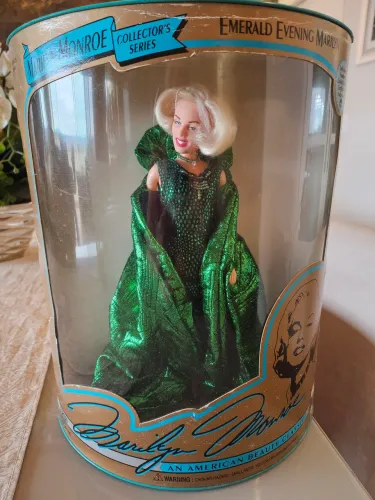 Boneca Marilyn Monroe, colecionável 