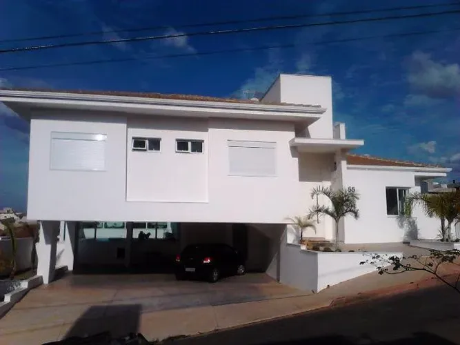 Casa em Condomínio, Itatiba.