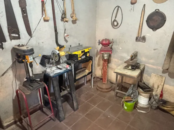 Equipamento de marceneiro vendo tudos juntos