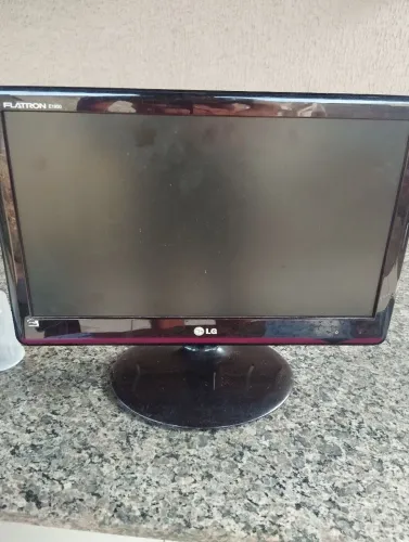 Monitor 19 pol 60hz VGA