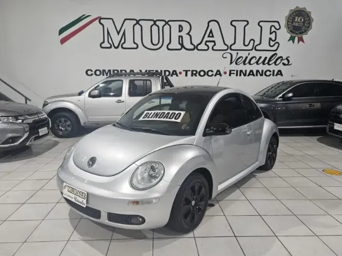 Volkswagen New Beetle 2.0 MI Mec./aut. 2010