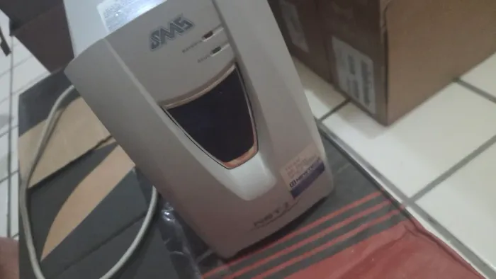 No-break SMS 1400va top de linha net 3+ (sem bateria e com entrada bateria 12v, pc gamer)