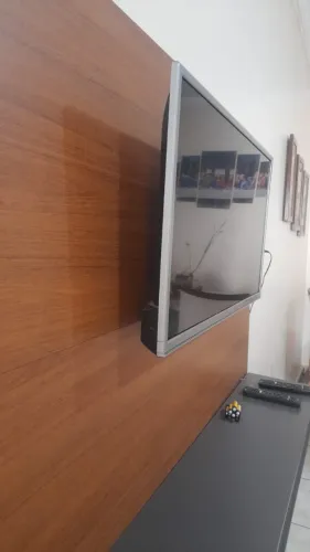 TV 32 polegada, Semp. Dispenso curiosos. Interessados chamar *