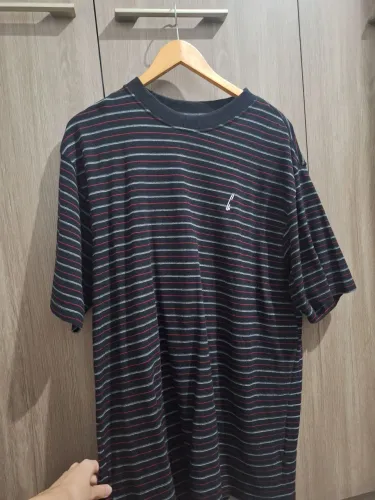 Camiseta plano C premium de lã