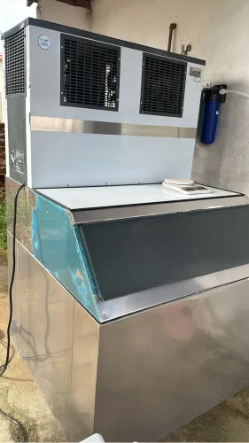 Máquina de gelo