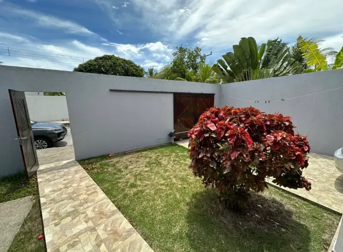 Casa a venda na Praia do Francês com 3 qusrtos 2 suites nascente proximo a Praia