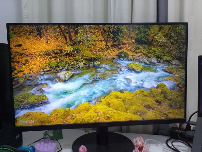Monitor AOC 27" 4K com Alto-falantes