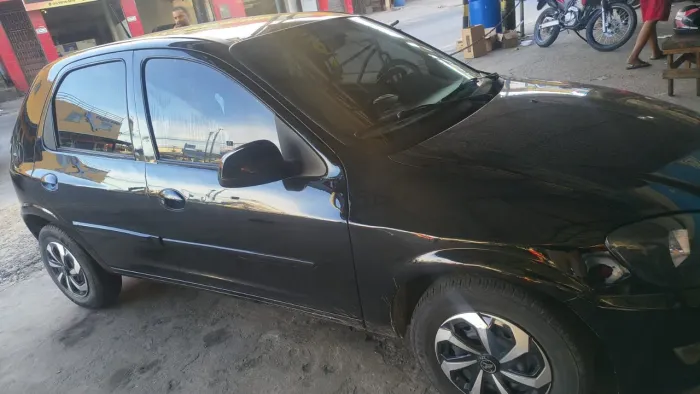 Fiat Linea Essence 1.8 Flex 16V 4P 2012