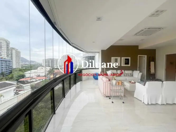 Apartamento : / Residencial / Leblon