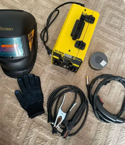 VENDE-SE MÁQUINA DE SOLDA 220V