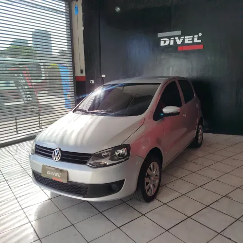 Volkswagen Fox 1.0 MI Total Flex 8V 5P 2012