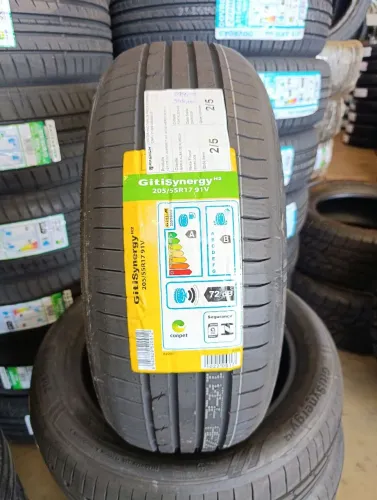 Pneu Giti 205/55R17 91v