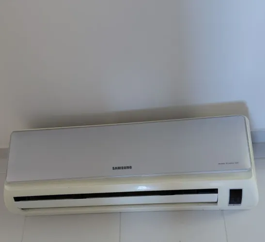 Vendo ar condicionado - usado com defeito