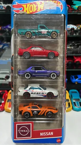 Pack 5 Hot Wheels Nissan 2022