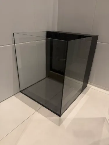 Aquário 35x40x40 novo vidro extra clean