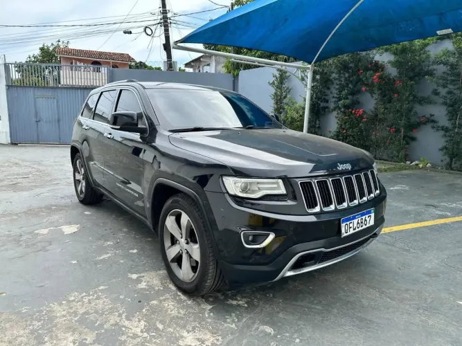 Jeep Grand Cherokee Limited 3.0 TB Dies. AUT 2015