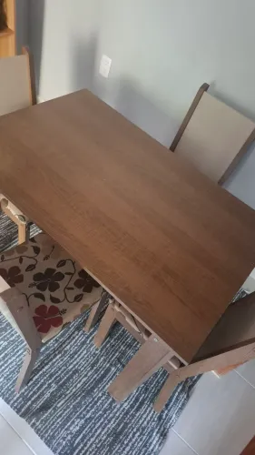 Mesa + 4 cadeiras - Pagamento á vista - Retida no local