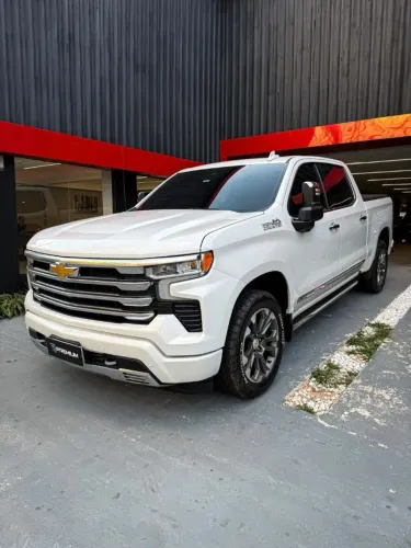 Chevrolet Silverado High Country 5.3 V8 AWD Aut. 2024