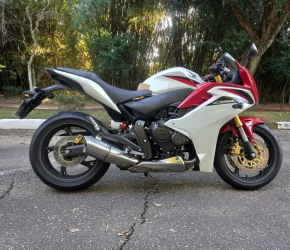 HONDA CBR 600