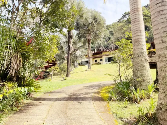 Paz e sossego em meio as montanhas do Vale das Videiras