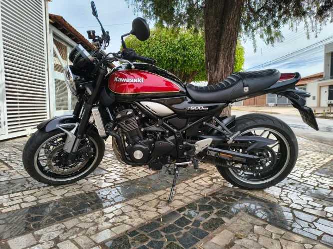 Kawasaki Z900RS