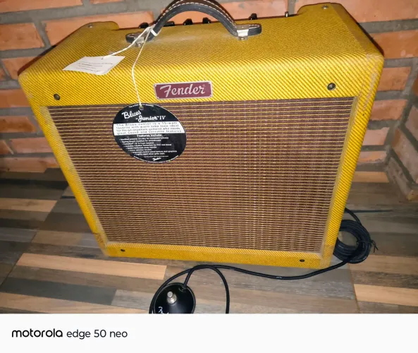 Amplificador valvulado Fender blues Jr LTD