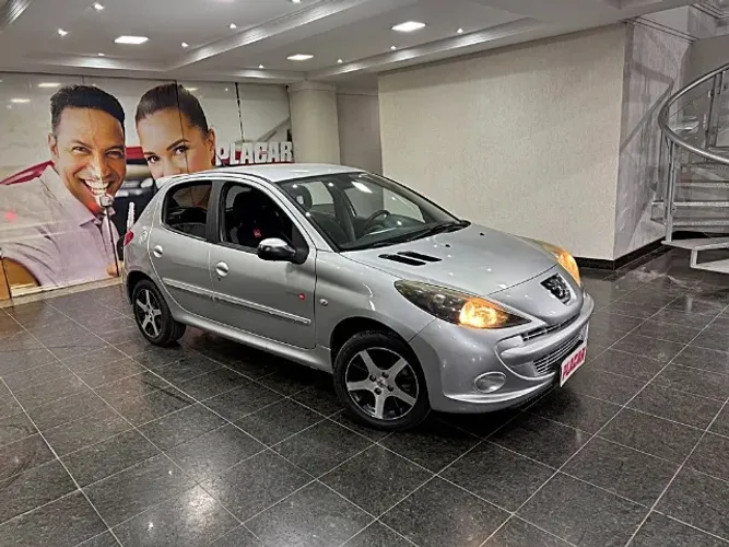 Peugeot 207 Quiksilver 1.6 Flex 16V 5P 2012