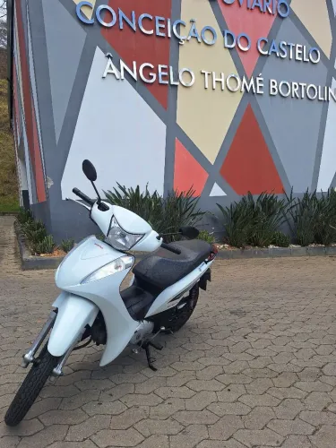Biz 2015 EX branca 10.550,00