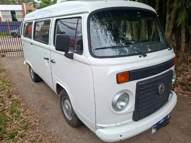Volkswagen Kombi Standard 1.4 MI Total Flex 8V 2012