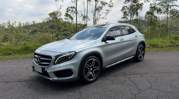Mercedes-Benz GLA 250 Sport 2.0 TB 16V 4X2 211cv Aut. 2017