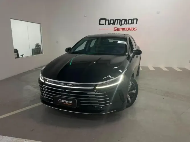 BYD King GS 1.5 16V Híbrido Aut. 2025