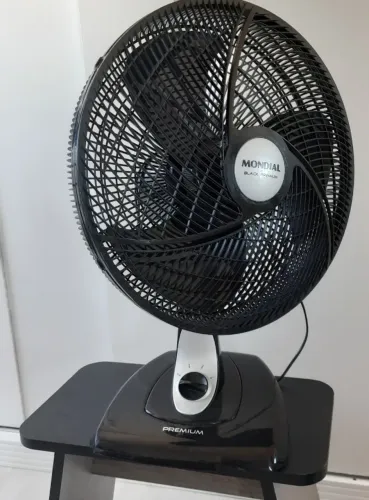 Ventilador de Mesa Mondial Black Premium 40cm