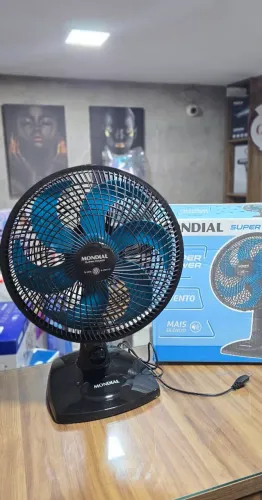 Ventilador de Mesa MONDIAL 30cm Super Power, Preto/Azul Petróleo, 60W, 110V - VSP-30-AP