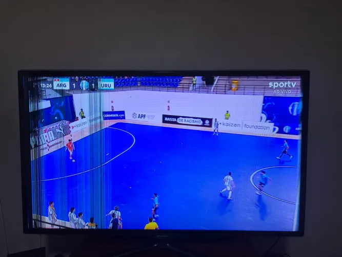 Vendo tv samsung 46 polegadas