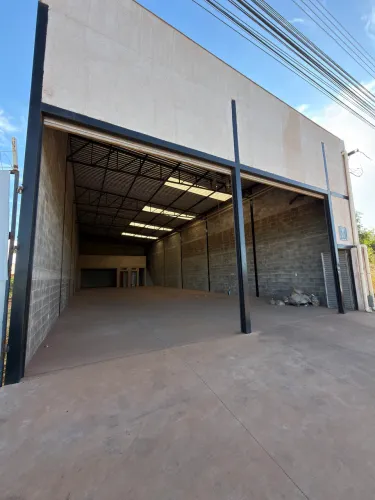 Alugo Galpão De 300m De Frente Para BR 040
